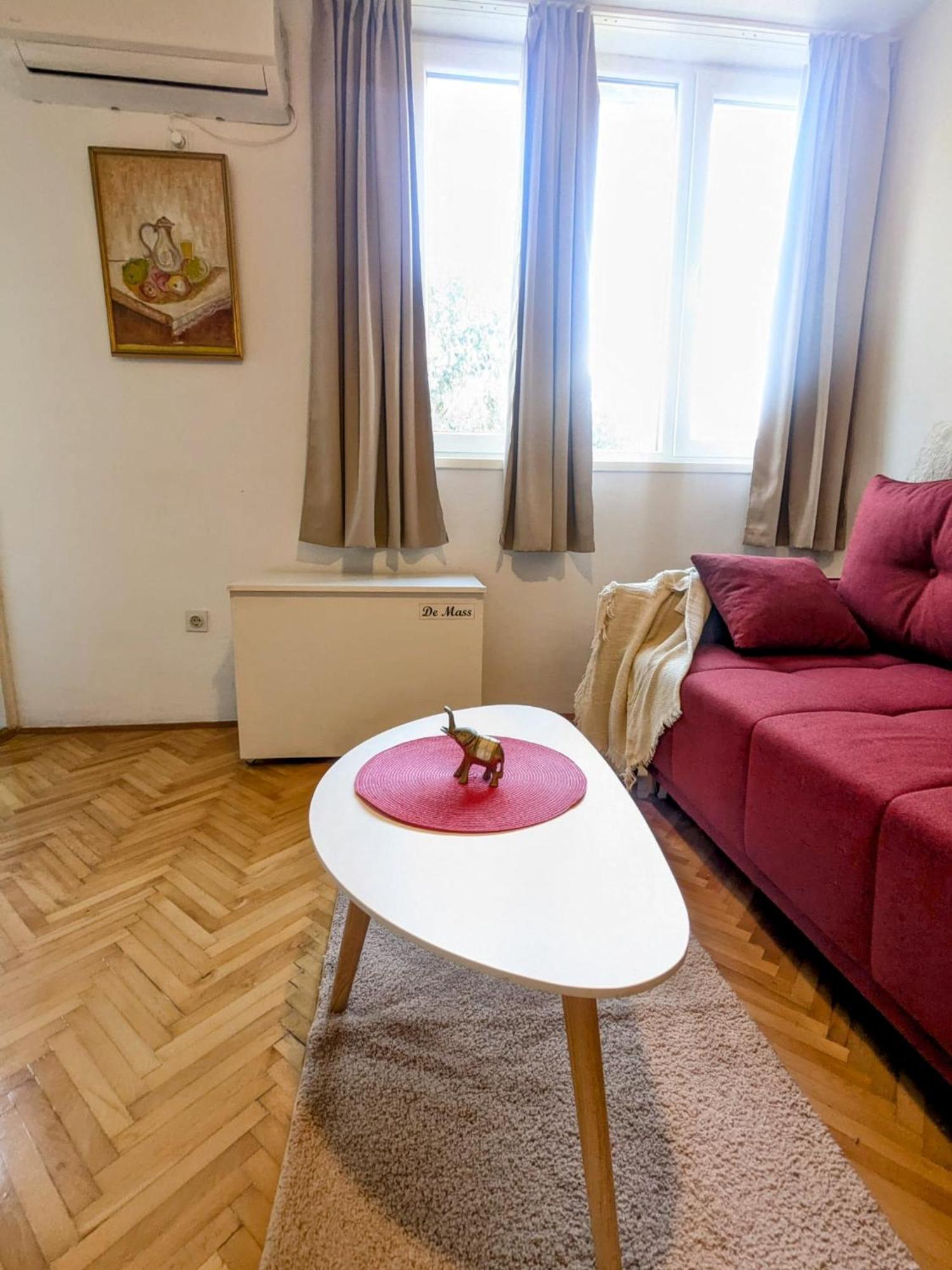 Demass Apartment - Cozy, Free Parking And Wifi ดูบรอฟนิก ภายนอก รูปภาพ